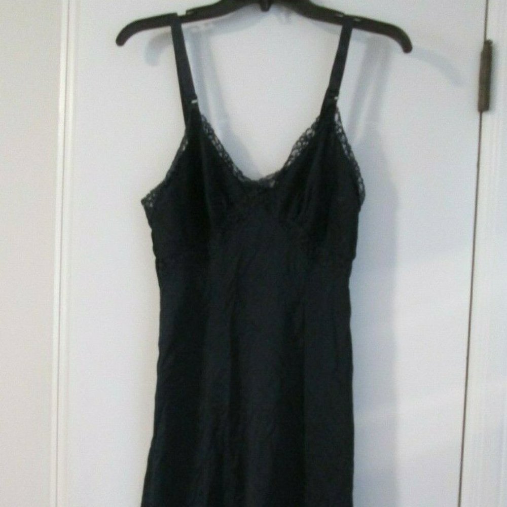 Vintage Rockabilly Wonder Maid Navy Blue Nylon Full Slip Lace Trim Embroidery S